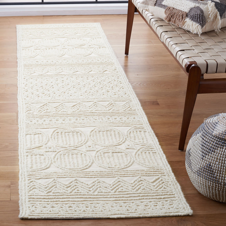 SAFAVIEH Trace Collection TRC402A Handmade Ivory Rug Image 3