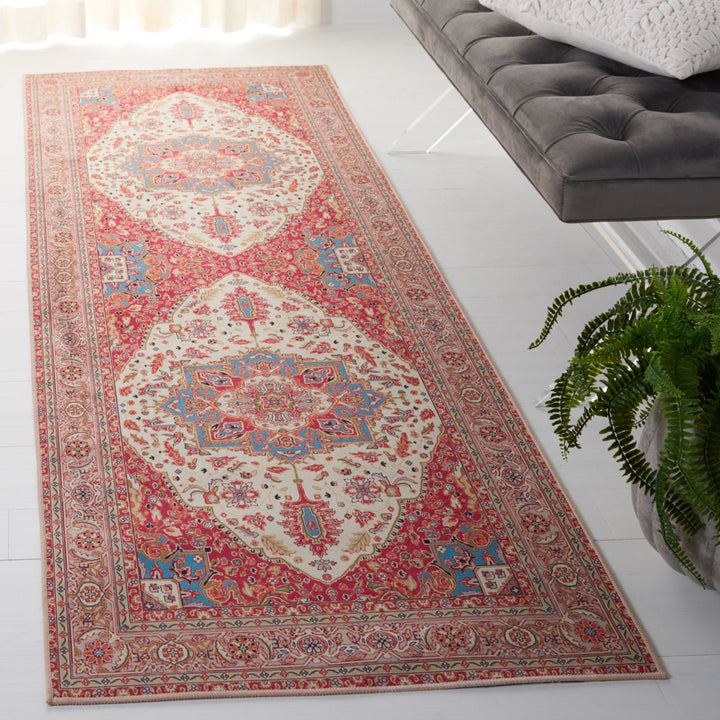 SAFAVIEH Tucson Collection TSN107Q Red / Beige Rug Image 3