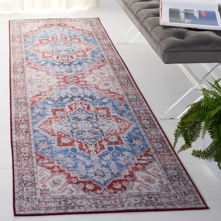 SAFAVIEH Tucson Collection TSN115M Blue / Red Rug Image 3