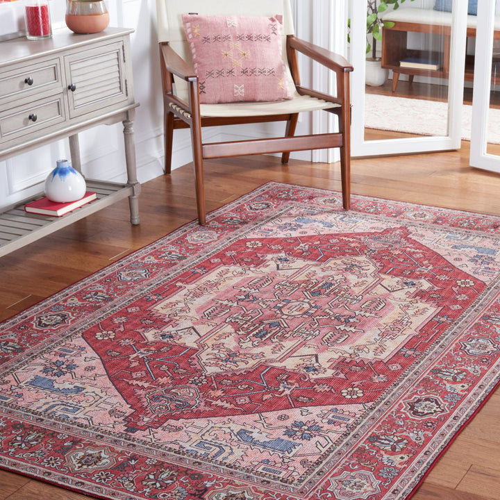 SAFAVIEH Tucson Collection TSN139R Red / Pink Rug Image 1