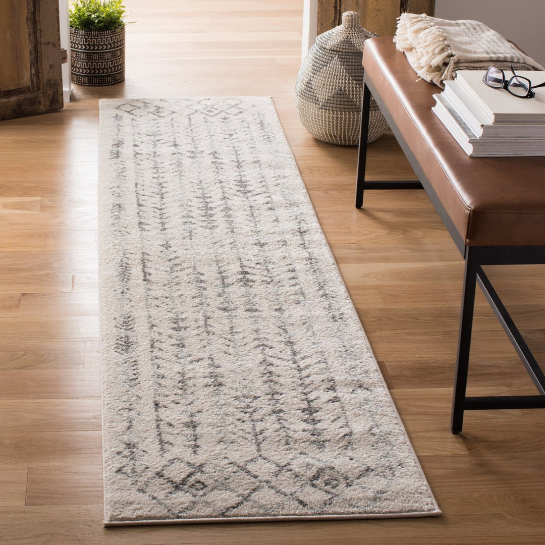 SAFAVIEH Tulum Collection TUL262A Ivory / Grey Rug Image 9