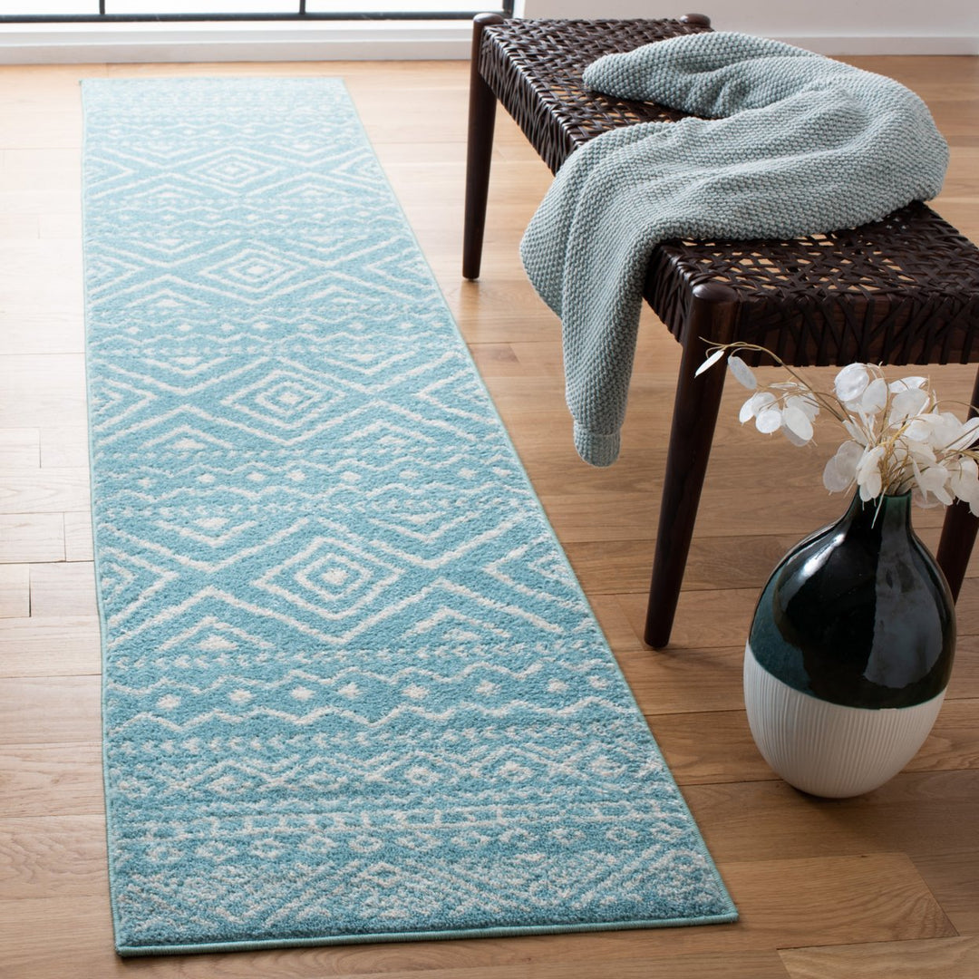 SAFAVIEH Tulum Collection TUL267K Turquoise / Ivory Rug Image 3