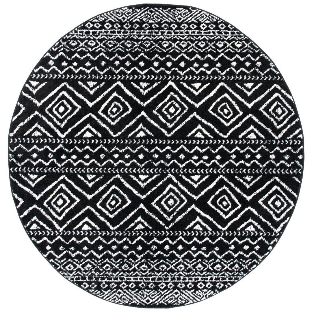 SAFAVIEH Tulum Collection TUL267Z Black / Ivory Rug Image 4