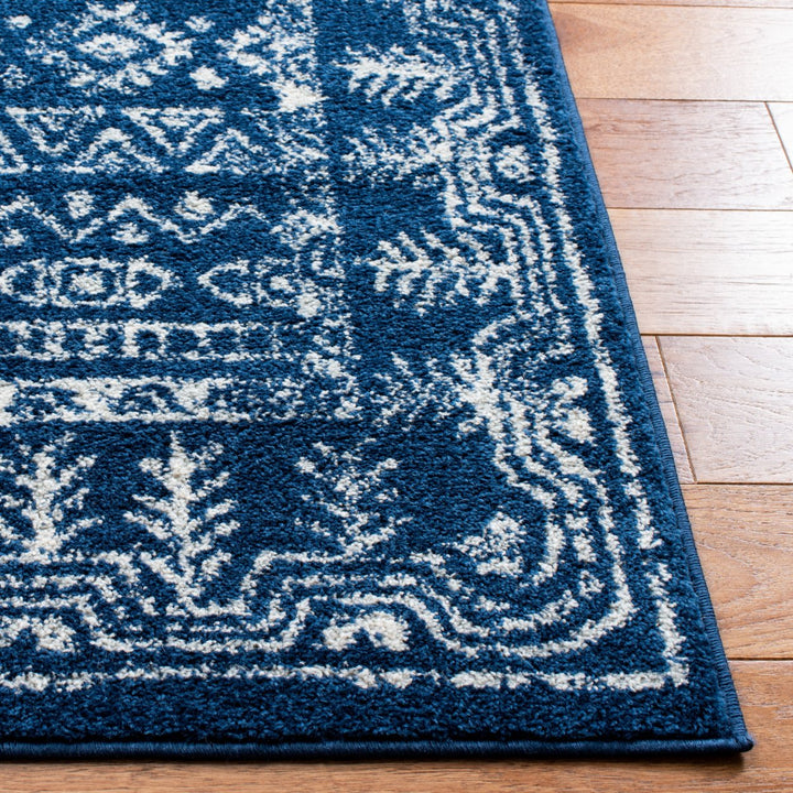 SAFAVIEH Tulum Collection TUL271N Navy / Grey Rug Image 7