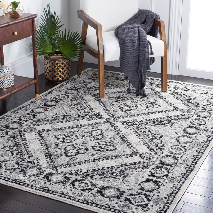 SAFAVIEH Tulum Collection TUL280A Ivory / Black Rug Image 1