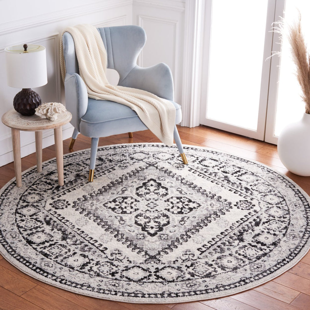 SAFAVIEH Tulum Collection TUL280A Ivory / Black Rug Image 2