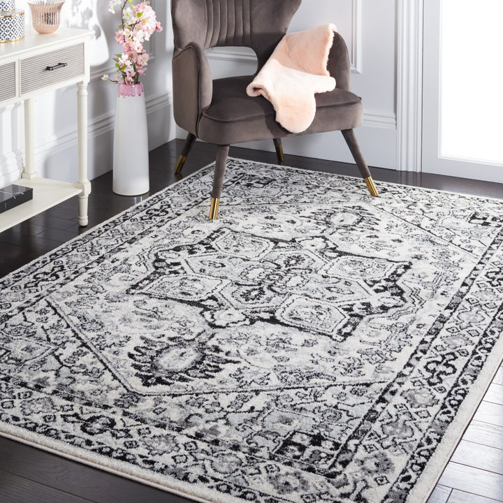 SAFAVIEH Tulum Collection TUL286A Ivory / Black Rug Image 1