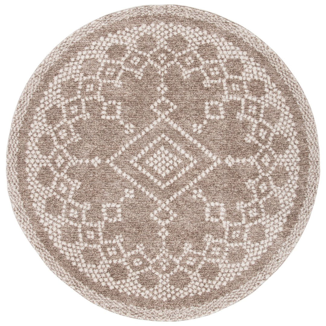 SAFAVIEH Tunisia Collection TUN741E Tan / Ivory Rug Image 4