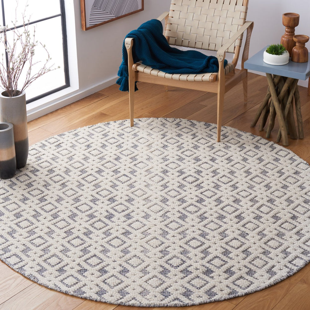 SAFAVIEH Vermont VRM102N Handwoven Ivory / Navy Rug Image 2