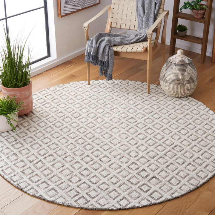 SAFAVIEH Vermont VRM304T Handwoven Ivory / Brown Rug Image 3