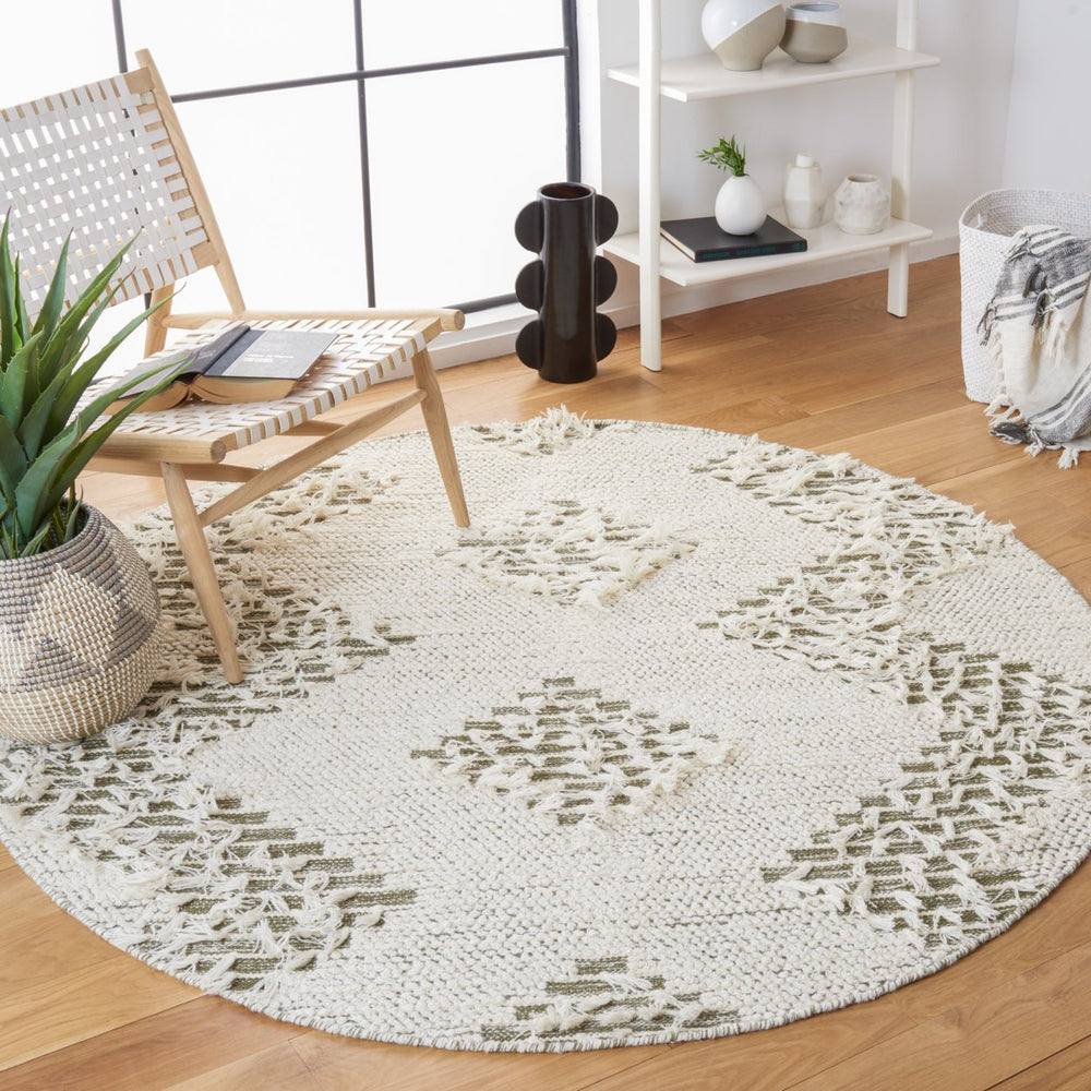 SAFAVIEH Vermont VRM501A Handwoven Ivory / Green Rug Image 2