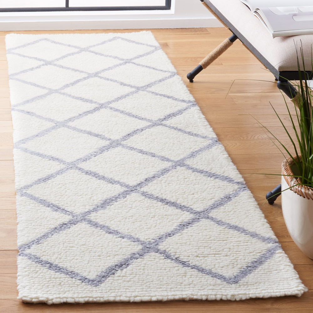 SAFAVIEH Vermont VRM552A Handmade Ivory / Grey Rug Image 2