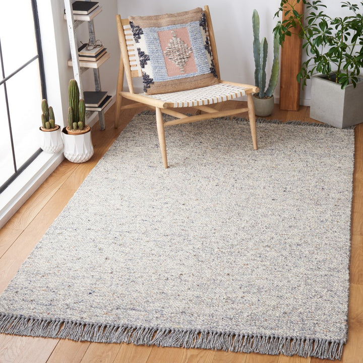 SAFAVIEH Vermont VRM701F Handmade Grey / Ivory Rug Image 1