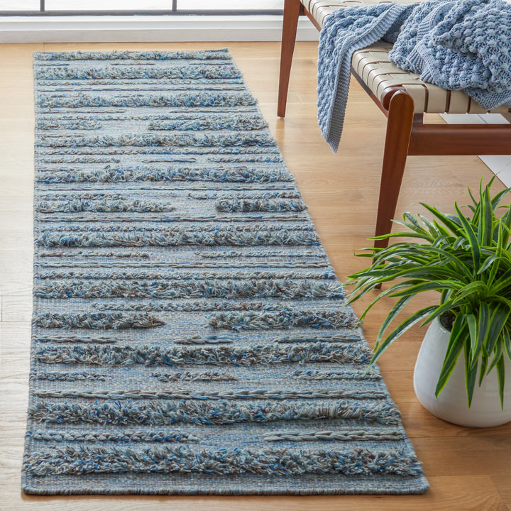 SAFAVIEH Vermont VRM901L Handwoven Grey / Blue Rug Image 3