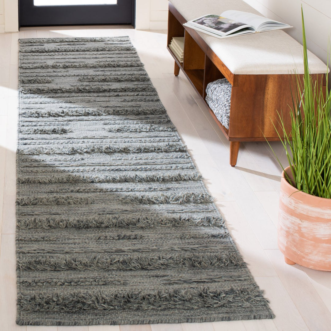 SAFAVIEH Vermont VRM901F Handwoven Grey / Ivory Rug Image 3