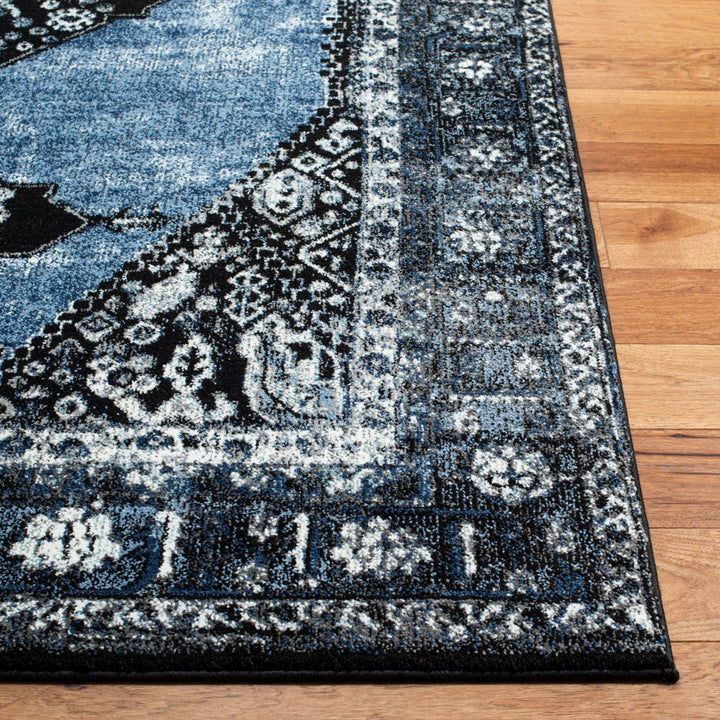 SAFAVIEH Vintage Hamadan VTH217M Blue / Grey Rug Image 7