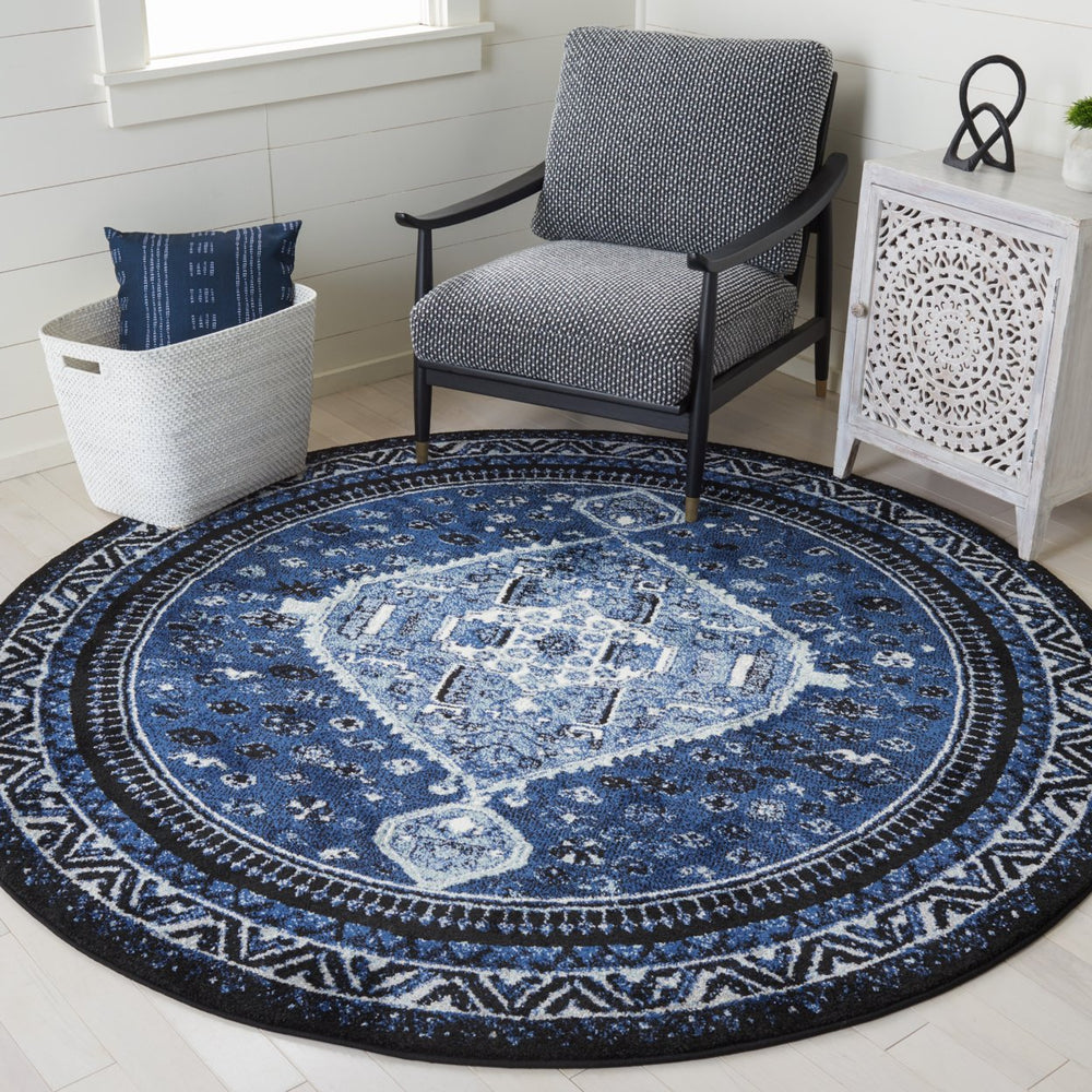 SAFAVIEH Vintage Hamadan VTH201M Blue / Black Rug Image 2