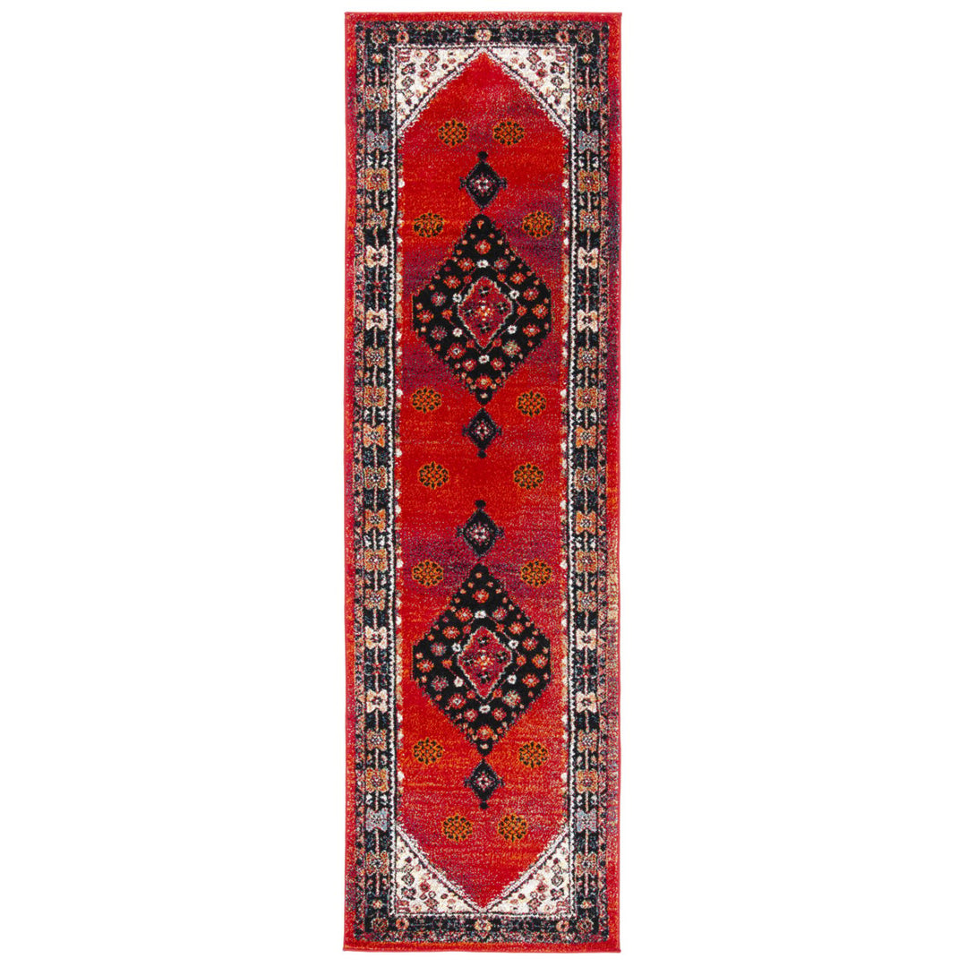 SAFAVIEH Vintage Hamadan VTH202Q Red / Black Rug Image 1