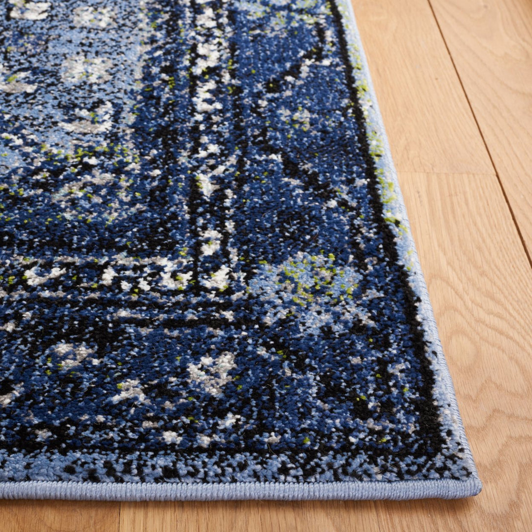 SAFAVIEH Vintage Hamadan VTH204J Lt Blue /Black Rug Image 7