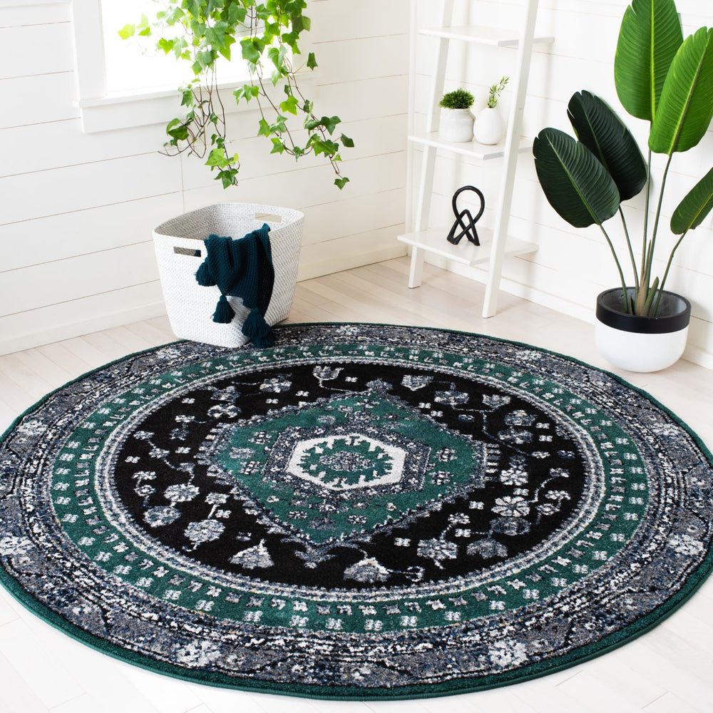 SAFAVIEH Vintage Hamadan VTH204Y Green / Black Rug Image 2