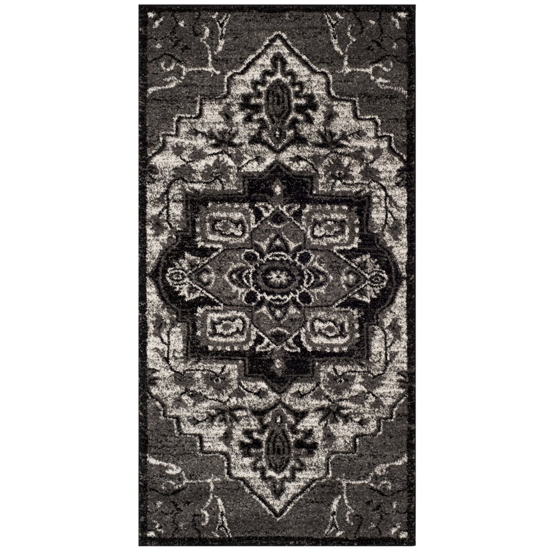 SAFAVIEH Vintage Hamadan VTH221K Lt Grey / Grey Rug Image 1