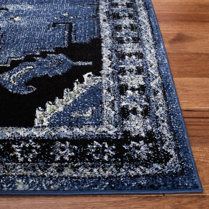 SAFAVIEH Vintage Hamadan VTH251M Blue / Black Rug Image 6