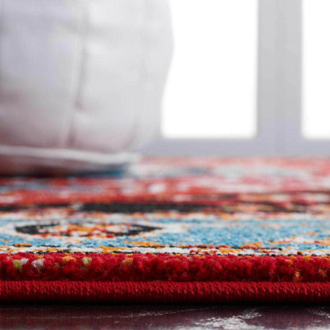 SAFAVIEH Vintage Hamadan VTH259M Blue / Red Rug Image 8