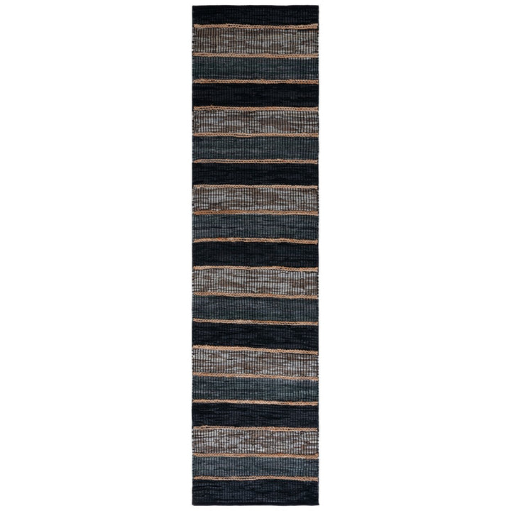 SAFAVIEH Vintage Leather VTL206Z Black / Natural Rug Image 1