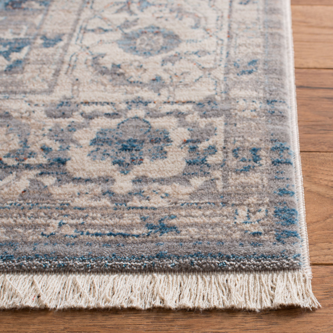 SAFAVIEH Vintage Persian VTP447F Grey / Blue Rug Image 3