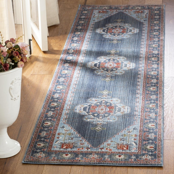 SAFAVIEH Vintage Persian VTP482M Blue / Light Blue Rug Image 2