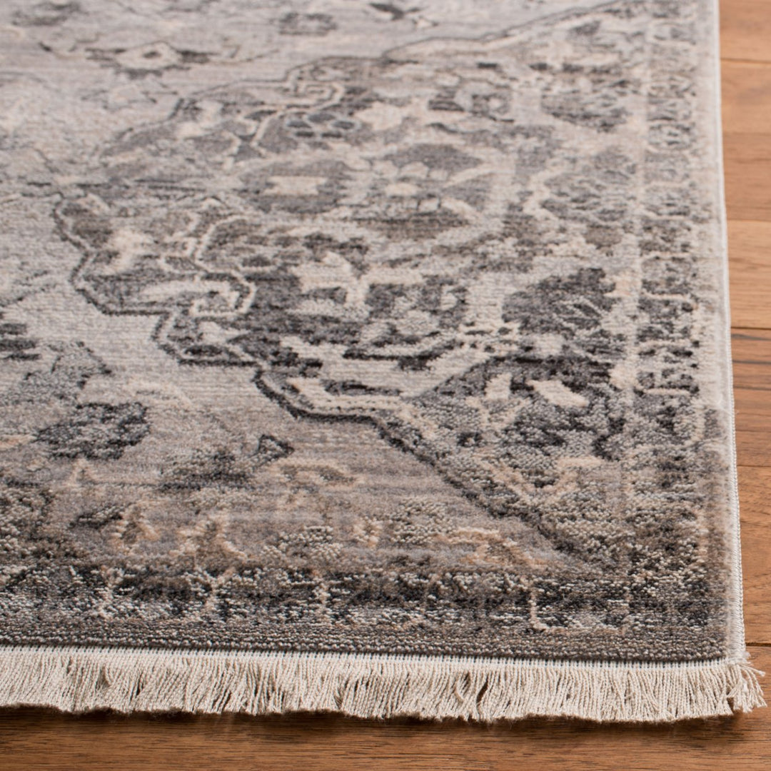 SAFAVIEH Vintage Persian Collection VTP476G Grey Rug Image 7