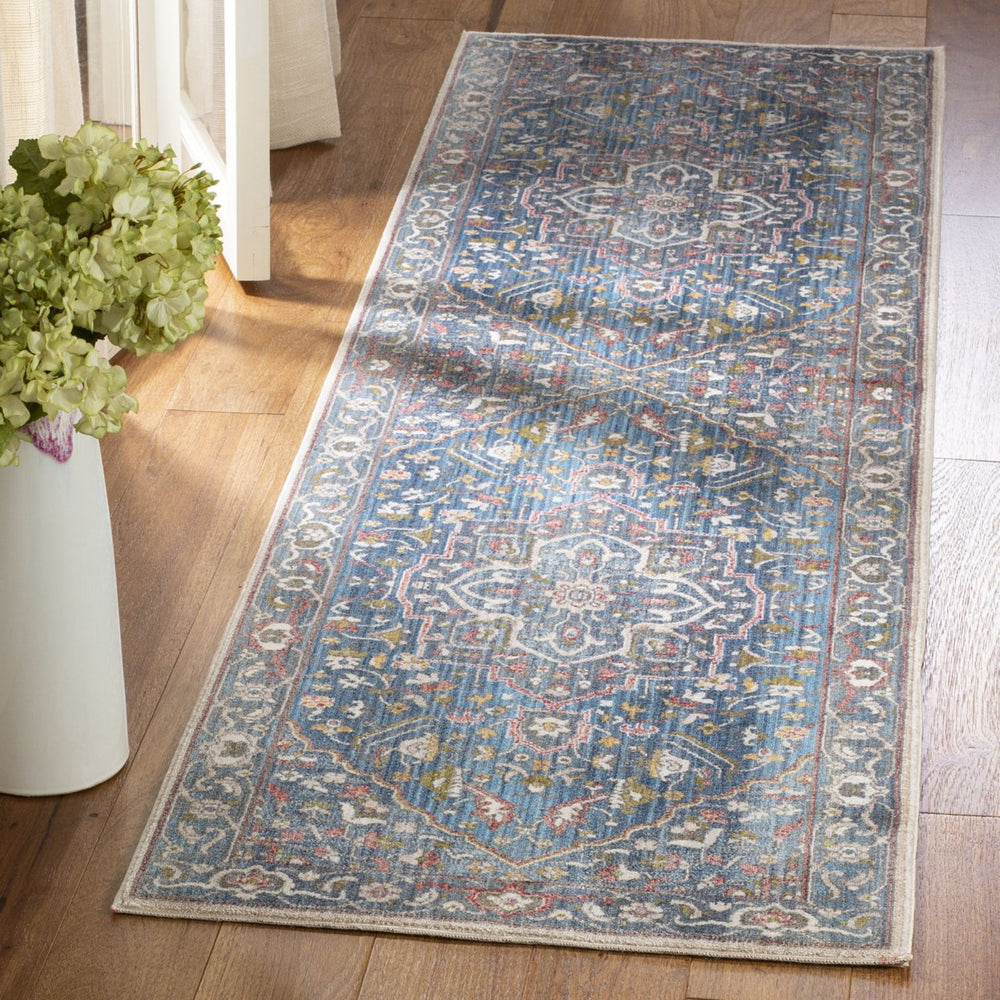 SAFAVIEH Vintage Persian VTP479L Blue / Ivory Rug Image 2