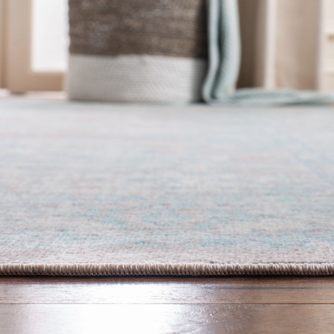 SAFAVIEH Windsor Collection WDS319L Light Grey / Aqua Rug Image 8