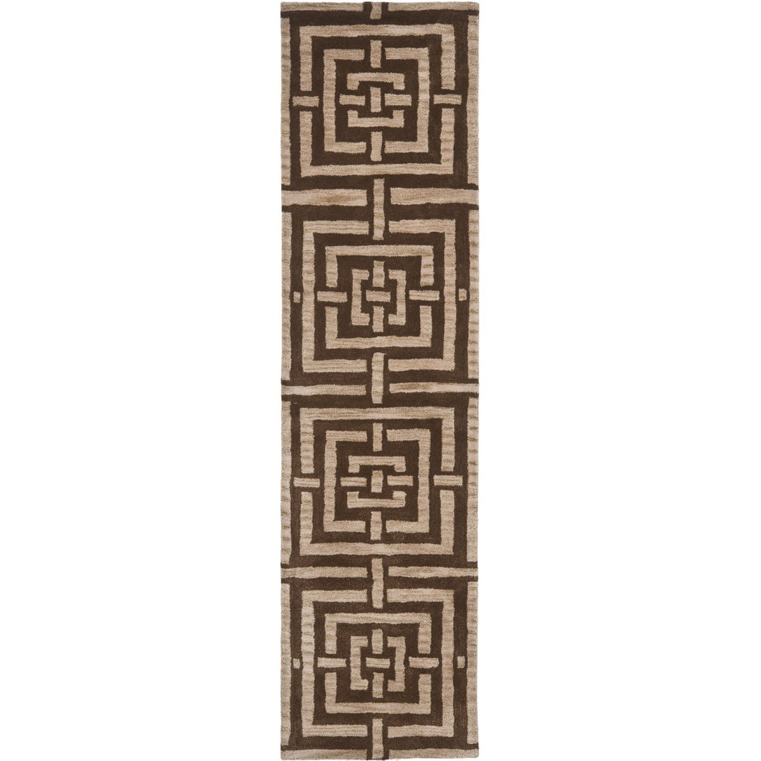 SAFAVIEH Wyndham Collection WYD375A Handmade Brown Rug Image 1