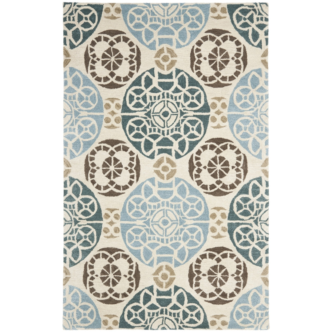 SAFAVIEH Wyndham WYD376A Handmade Beige / Blue Rug Image 8