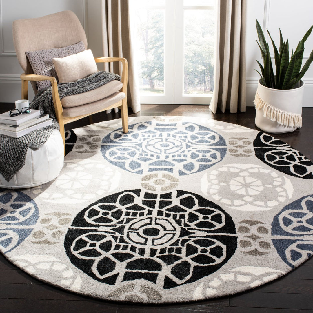 SAFAVIEH Wyndham WYD376D Handmade Grey / Black Rug Image 2