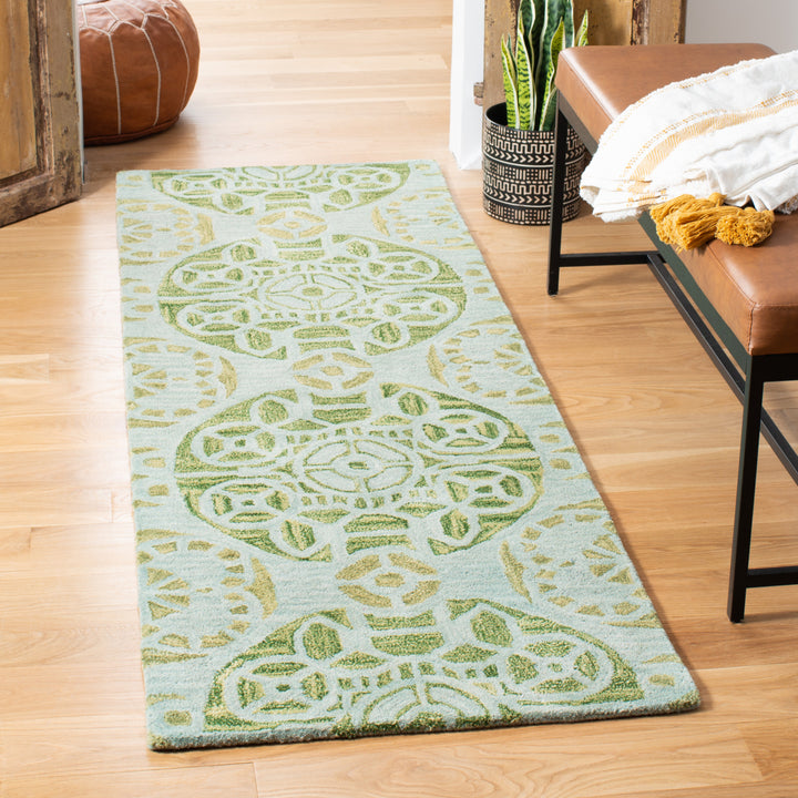 SAFAVIEH Wyndham WYD376K Handmade Turquoise / Green Rug Image 11