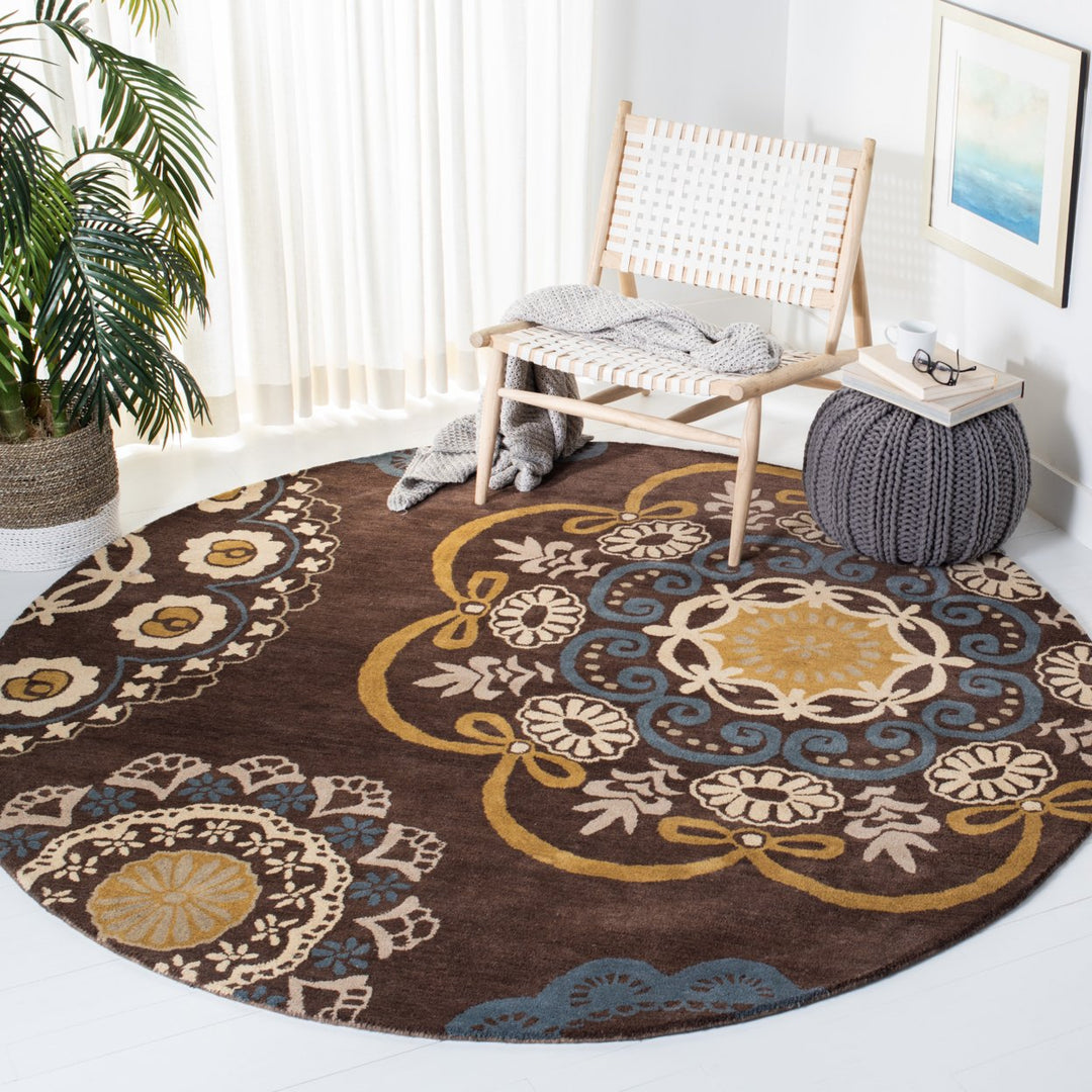 SAFAVIEH Wyndham WYD611A Handmade Eggplant / Multi Rug Image 2