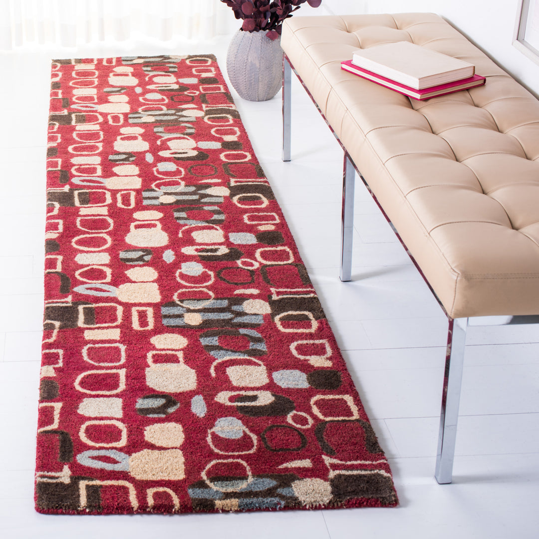 SAFAVIEH Wyndham WYD621A Handmade Red / Multi Rug Image 2