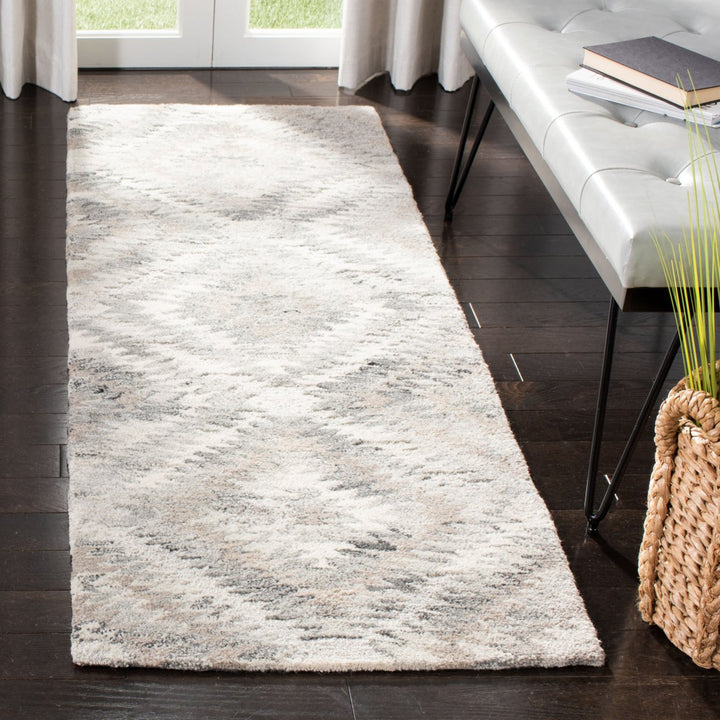 SAFAVIEH Wyndham WYD802B Handmade Grey / Taupe Rug Image 2