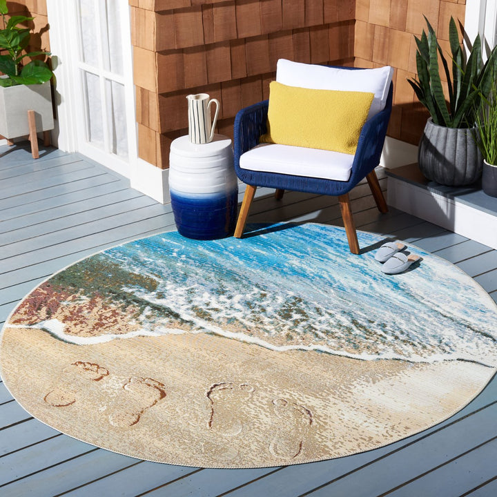 SAFAVIEH Outdoor BAR550A Barbados Collection Gold / Blue Rug Image 2