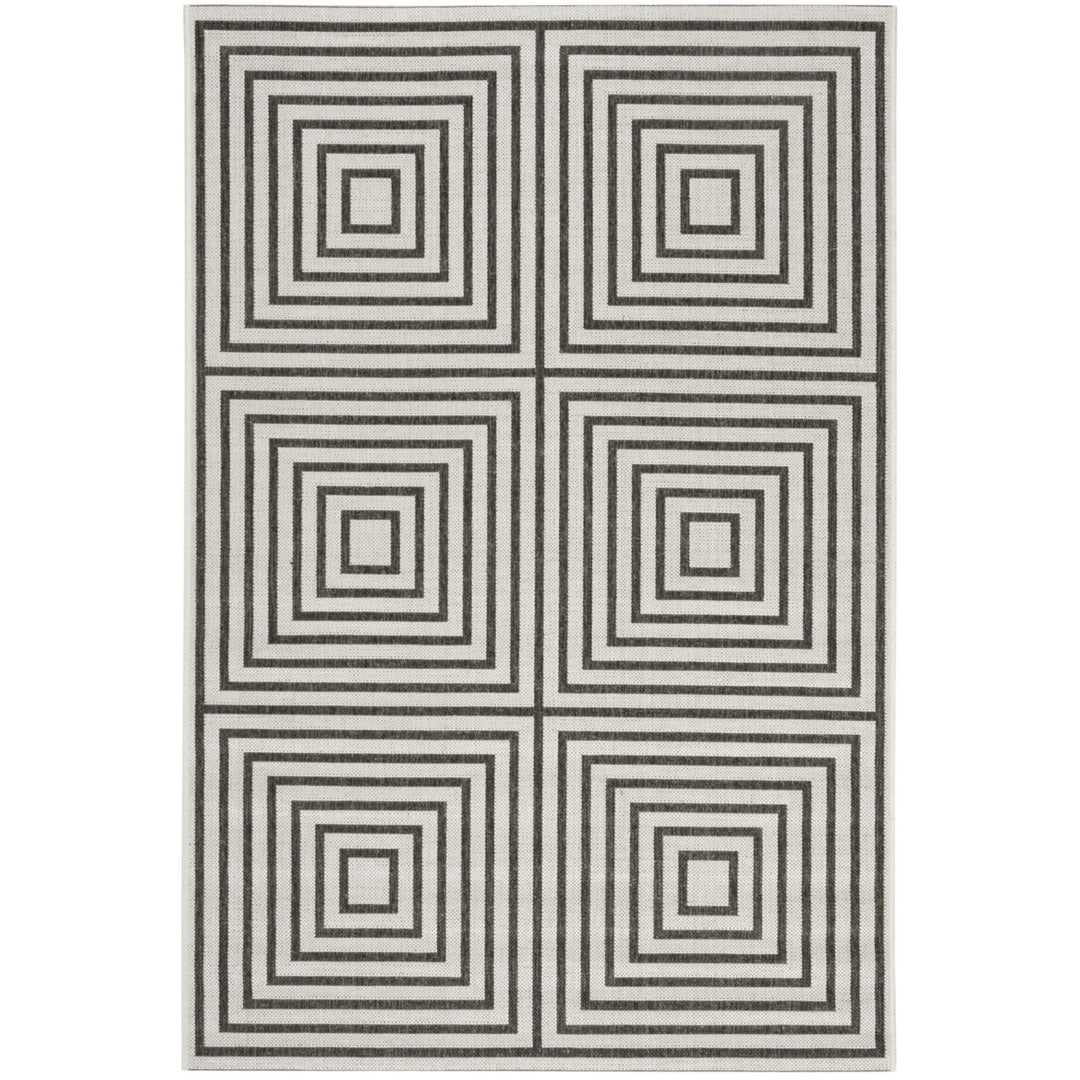 SAFAVIEH Outdoor BHS123A Beach House Lt Grey / Charcoal Rug Image 1