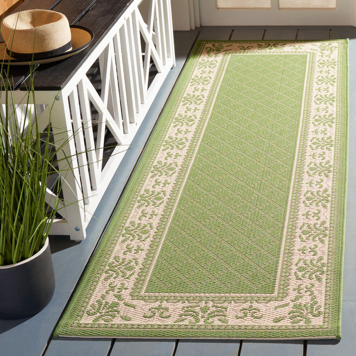 SAFAVIEH Outdoor CY0901-1E06 Courtyard Olive / Natural Rug Image 12