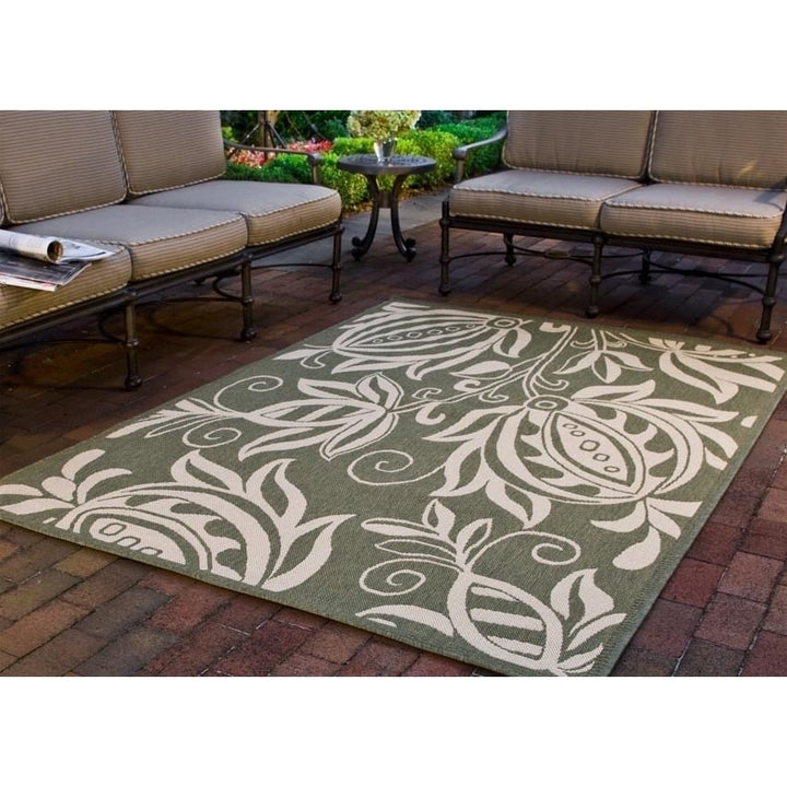 SAFAVIEH Outdoor CY2961-1E06 Courtyard Olive / Natural Rug Image 1