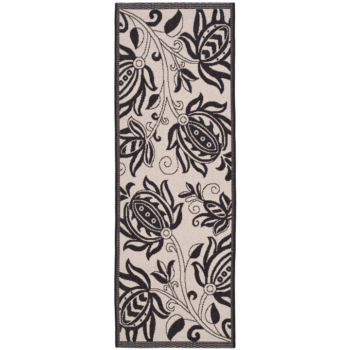 SAFAVIEH Indoor Outdoor CY2961-3901 Courtyard Sand / Black Rug Image 3