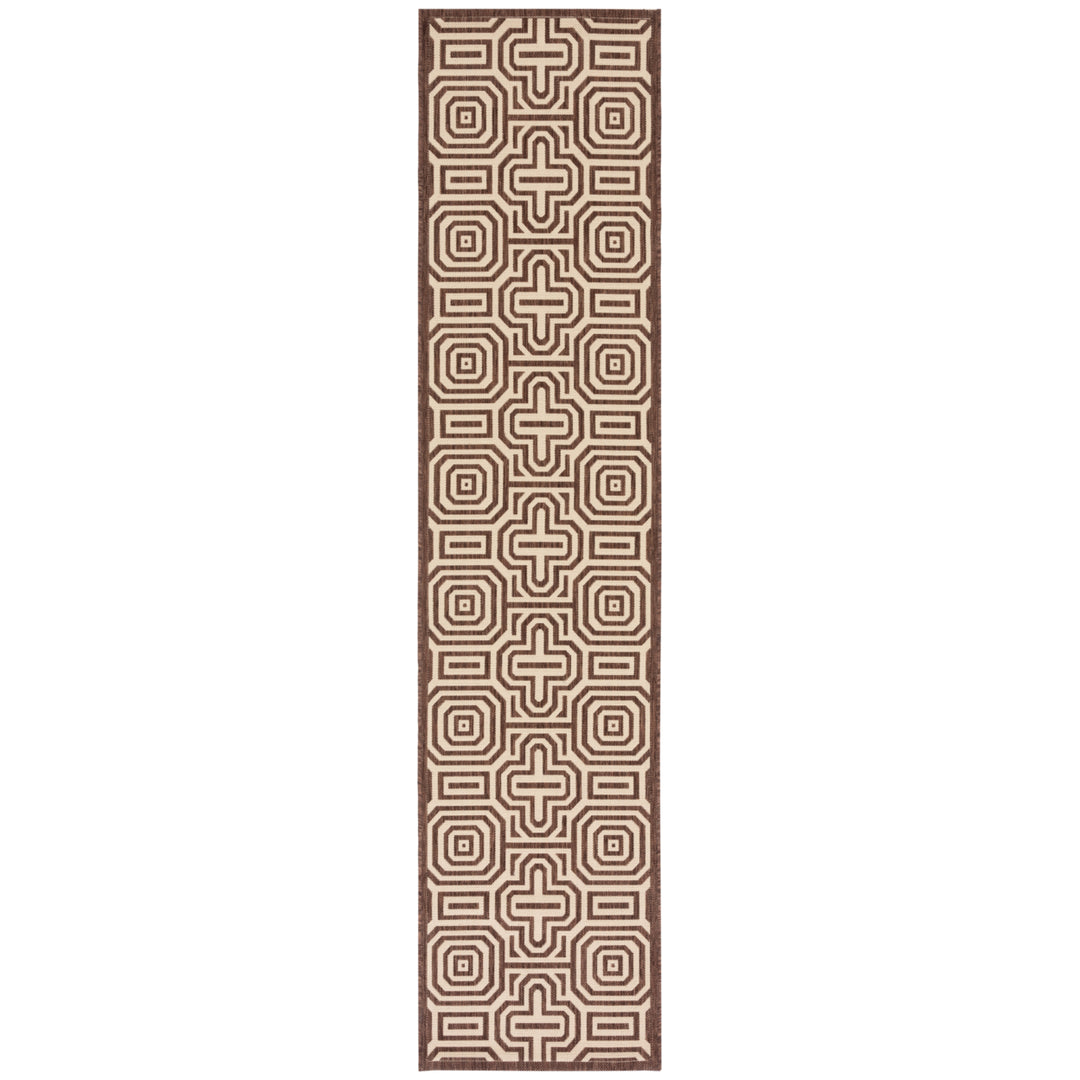SAFAVIEH Outdoor CY2962-3409 Courtyard Chocolate / Natural Rug Image 6