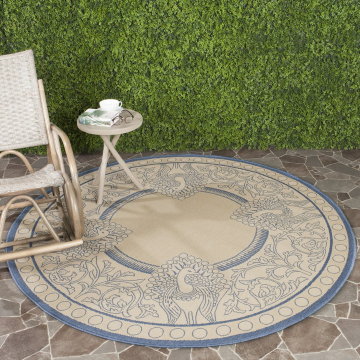SAFAVIEH Outdoor CY2965-3101 Courtyard Natural / Blue Rug Image 10