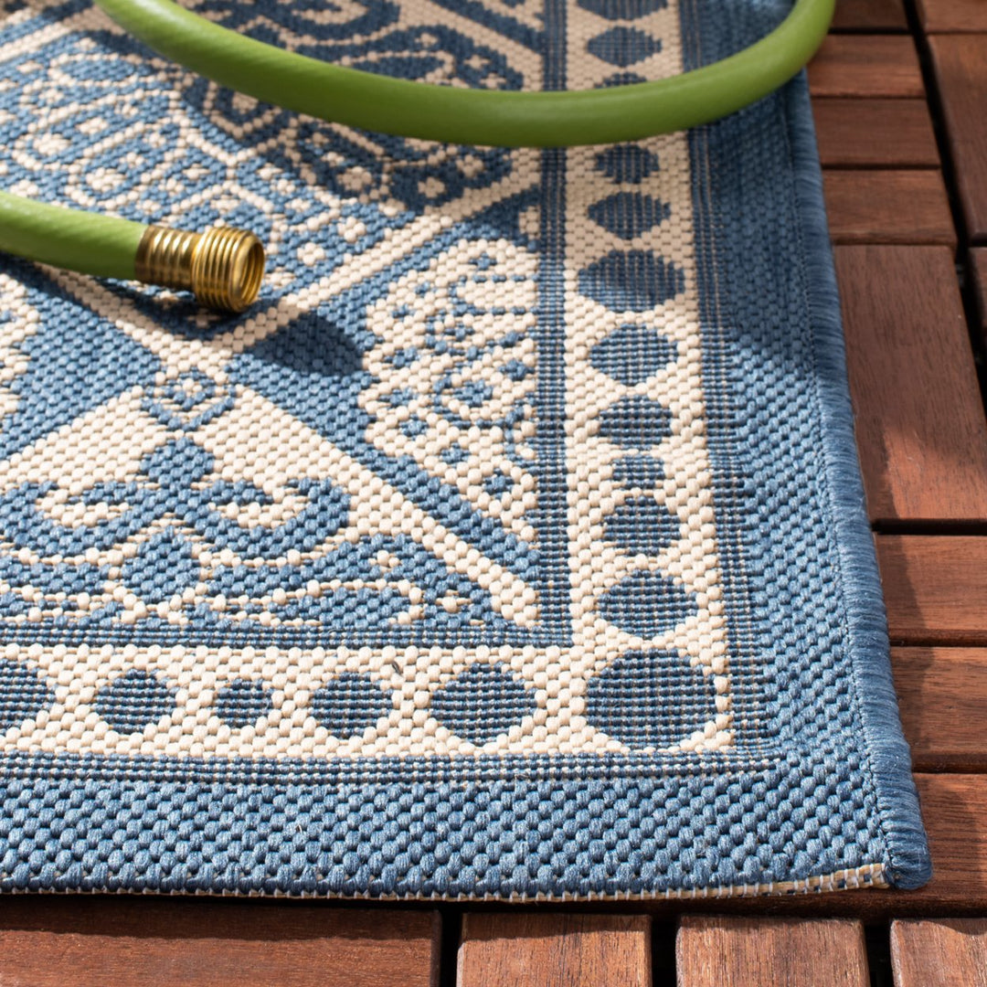 SAFAVIEH Indoor Outdoor CY5149C Courtyard Blue / Ivory Rug Image 5