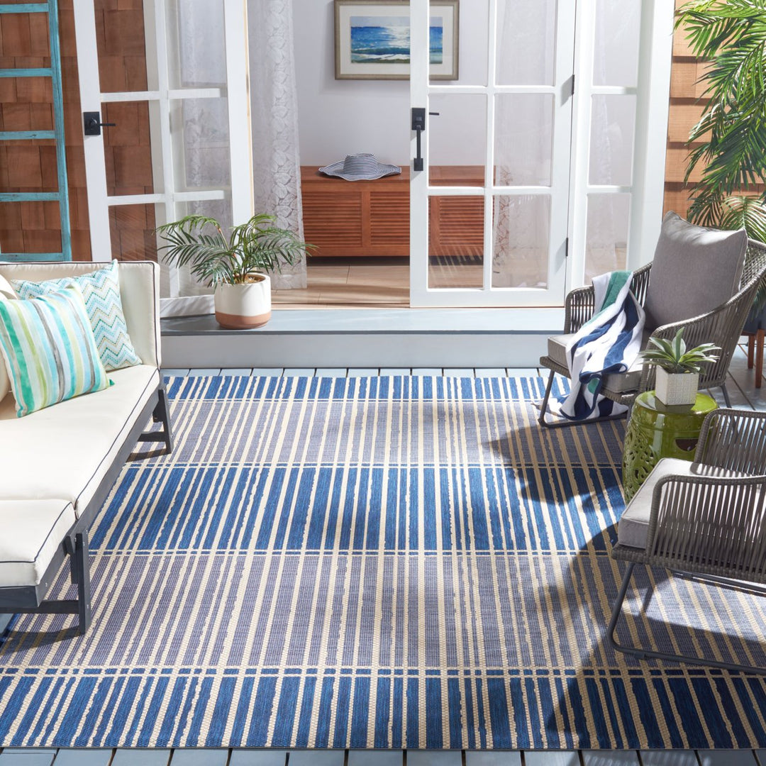 SAFAVIEH Outdoor CY6018-25821 Courtyard Navy / Blue Rug Image 1