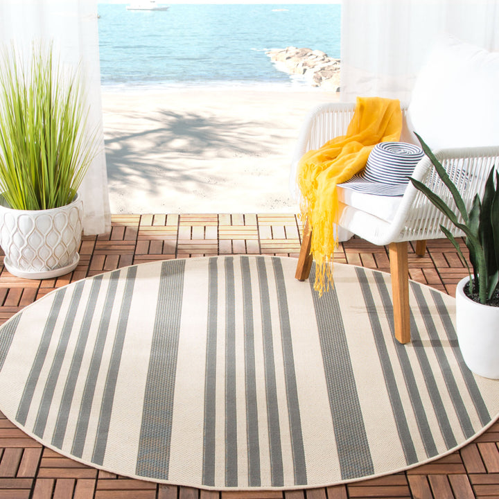 SAFAVIEH Outdoor CY6062-236 Courtyard Grey / Bone Rug Image 12